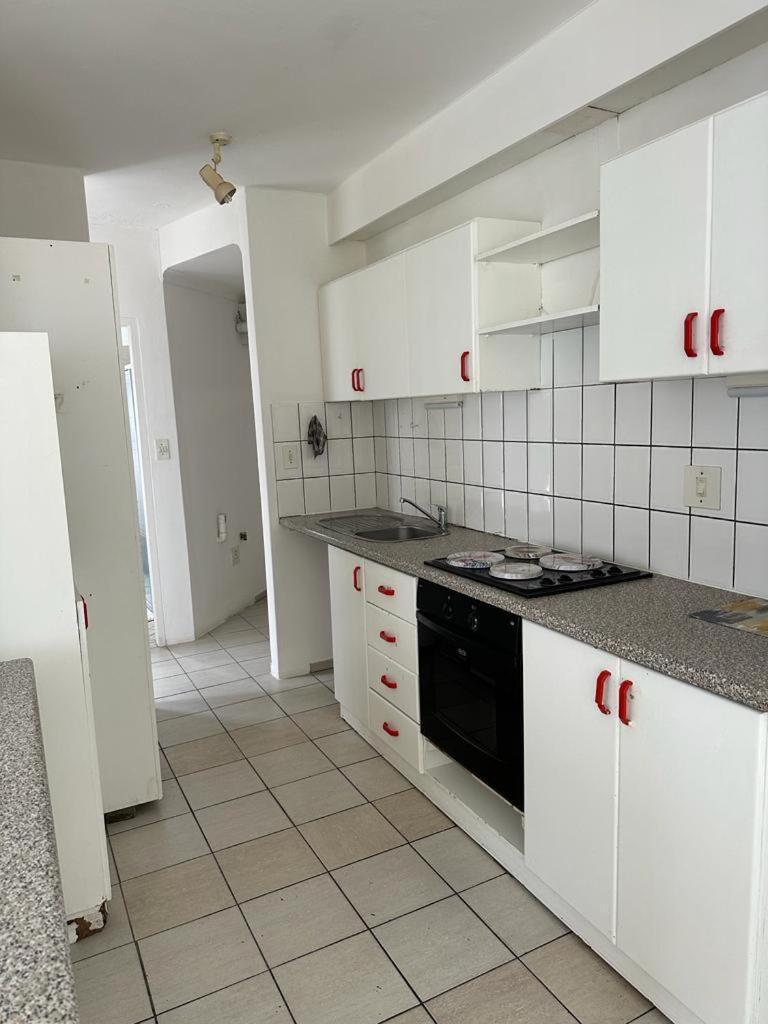 Coastwave Guest House Walvis Bay Ngoại thất bức ảnh