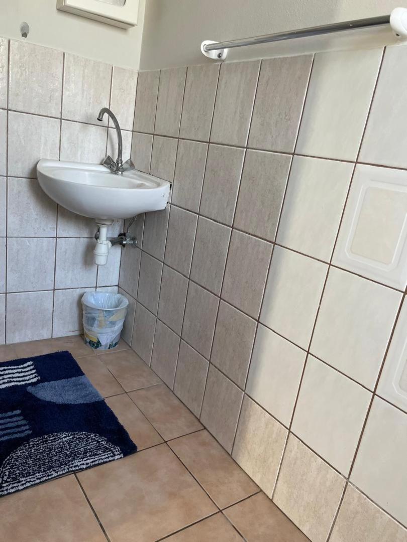 Coastwave Guest House Walvis Bay Ngoại thất bức ảnh