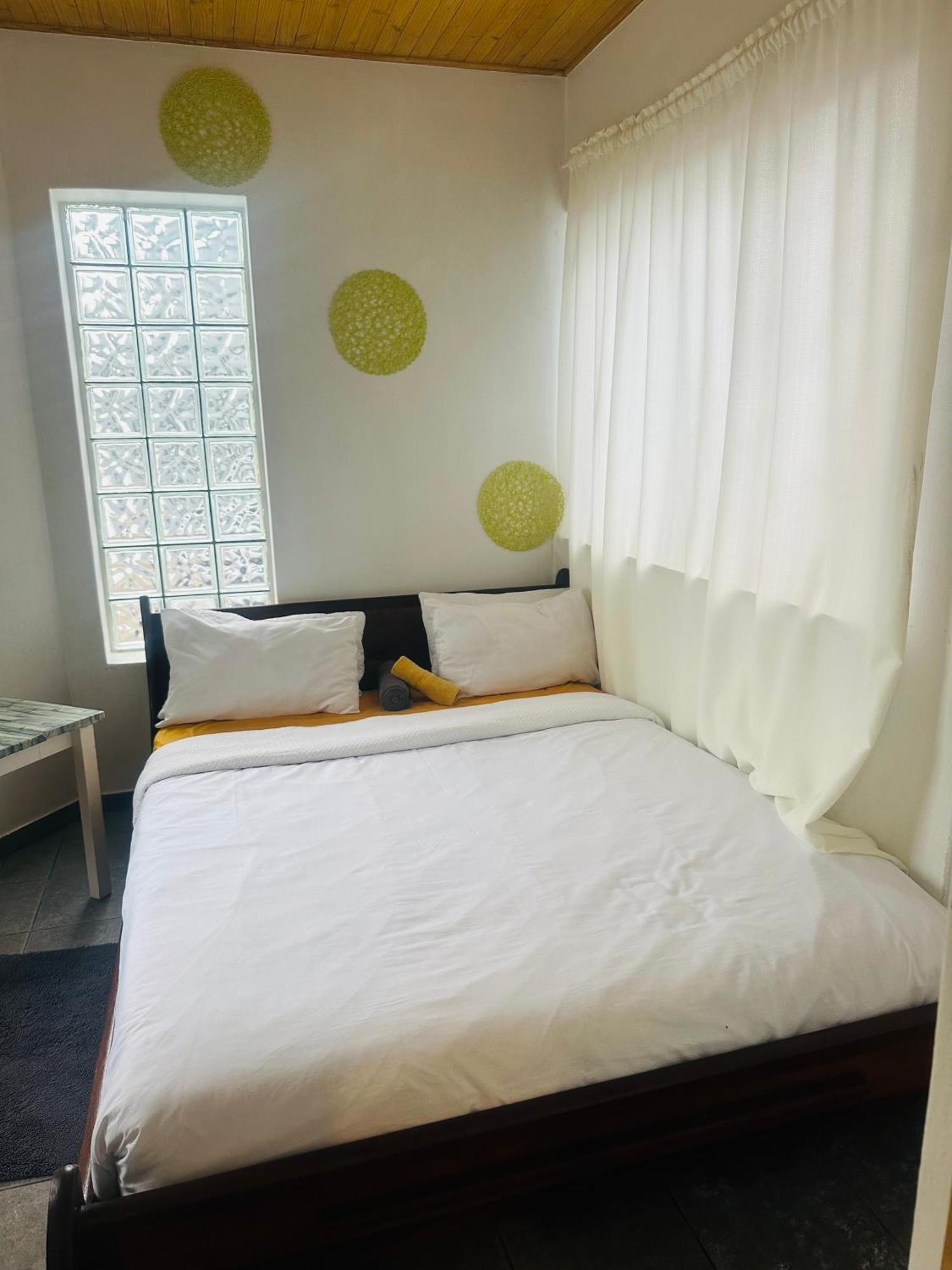 Coastwave Guest House Walvis Bay Ngoại thất bức ảnh