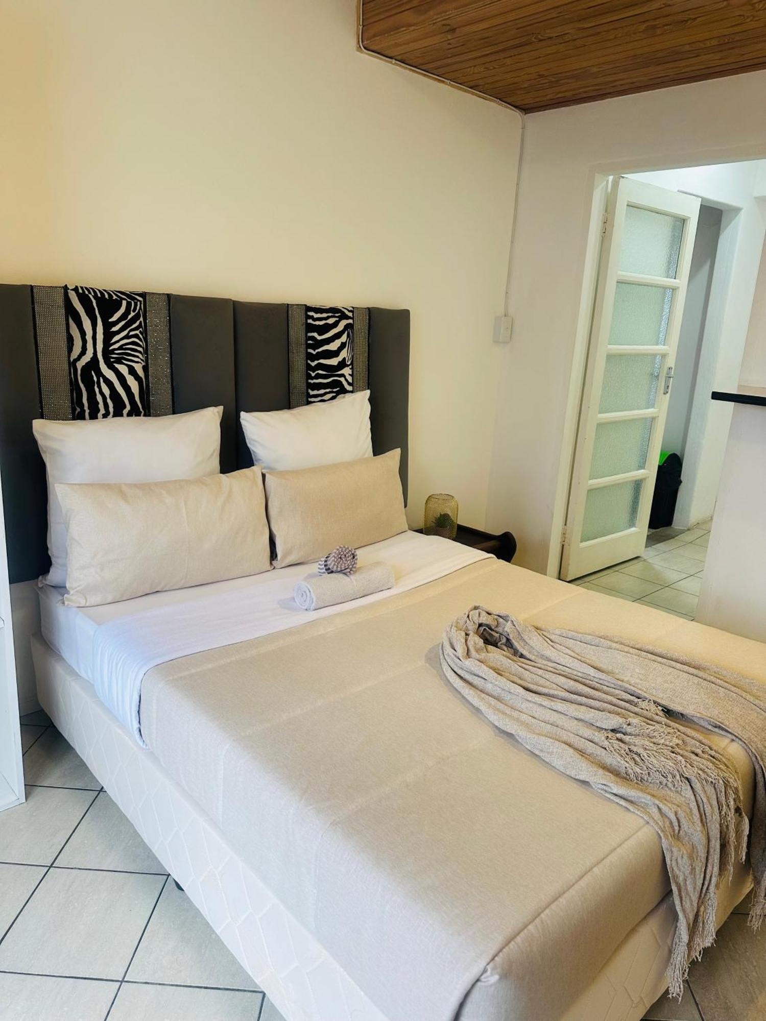 Coastwave Guest House Walvis Bay Ngoại thất bức ảnh