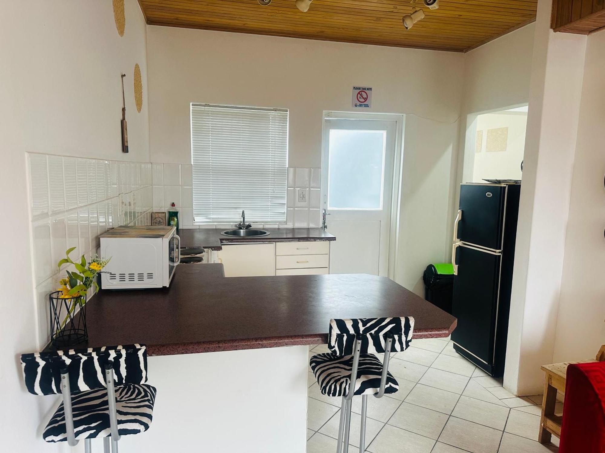 Coastwave Guest House Walvis Bay Ngoại thất bức ảnh